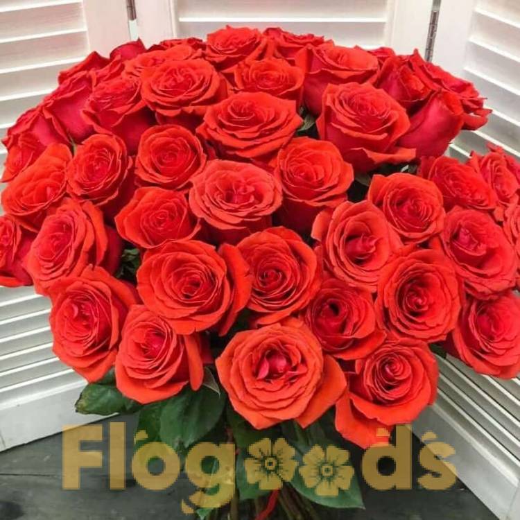 51 красная роза за 15 990 руб.
